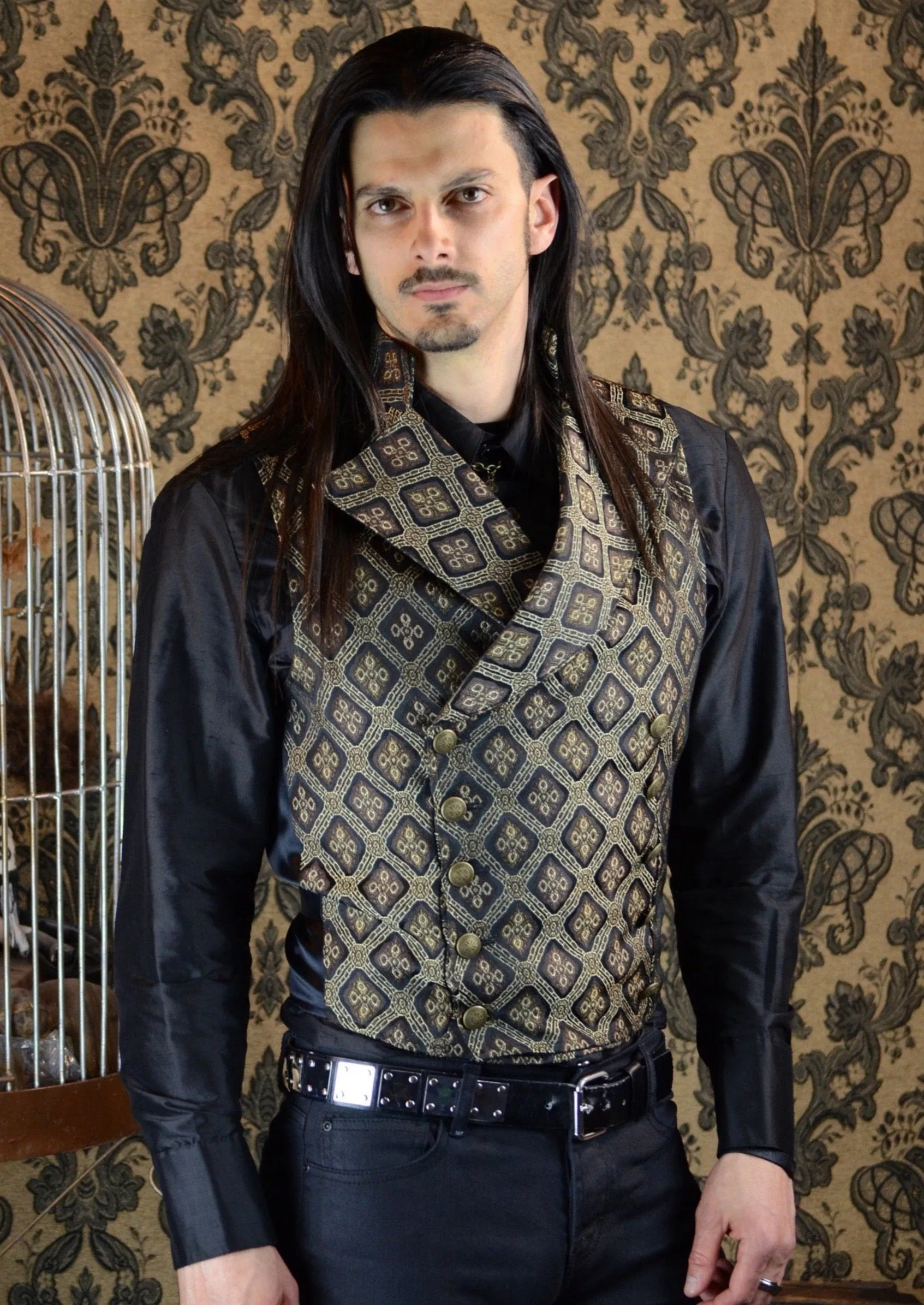 CAVALIER VEST - BROWN/GOLD DIAMOND