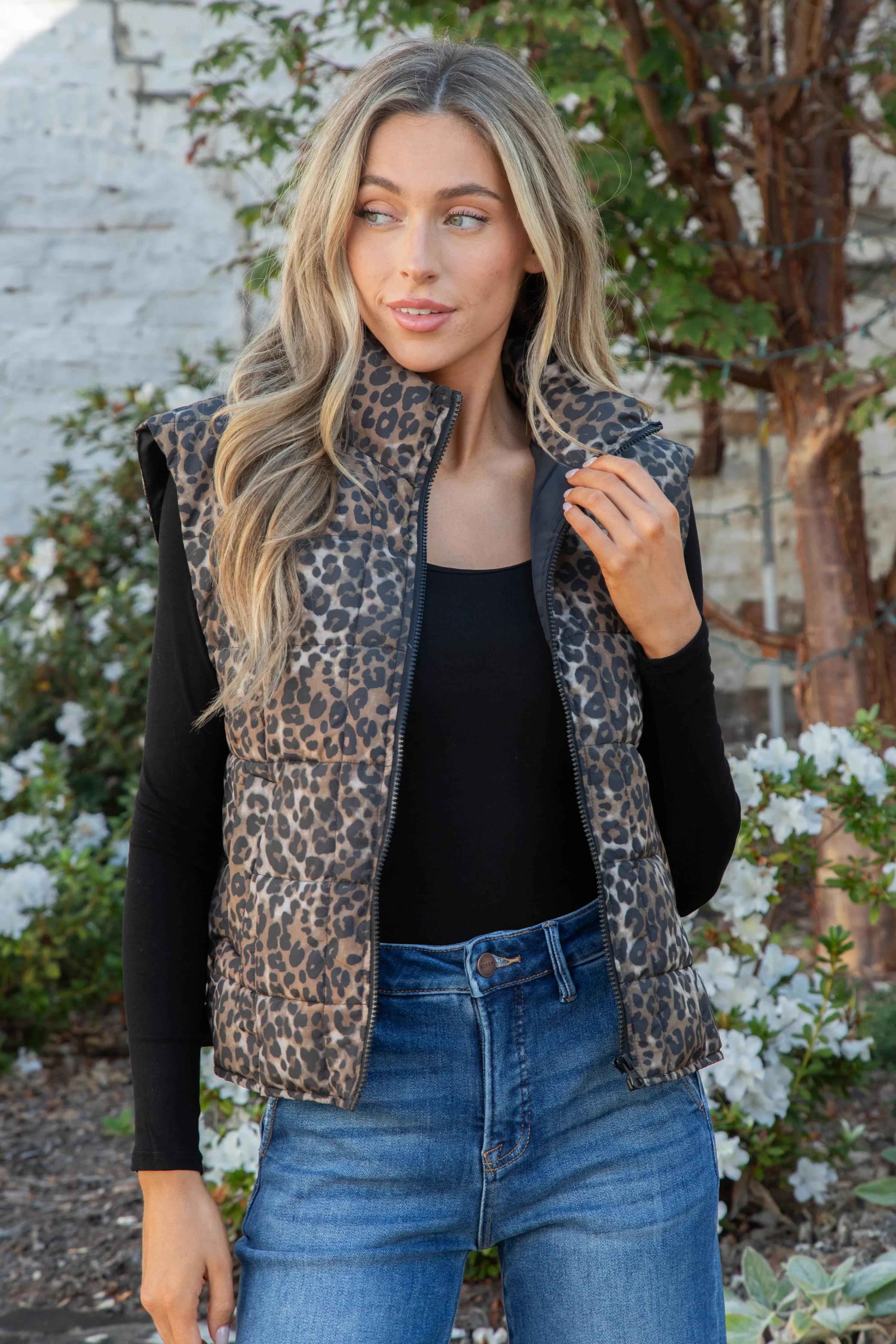 Teegan Zip Up Puffer Vest, Leopard